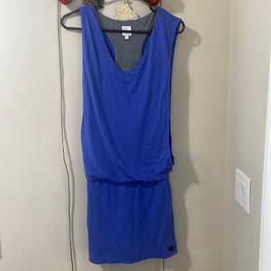 Bench dress size small